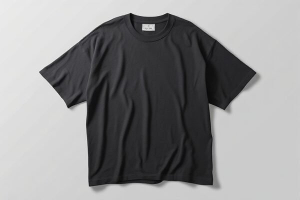 Oversize tişört — bol kesim sade tişört